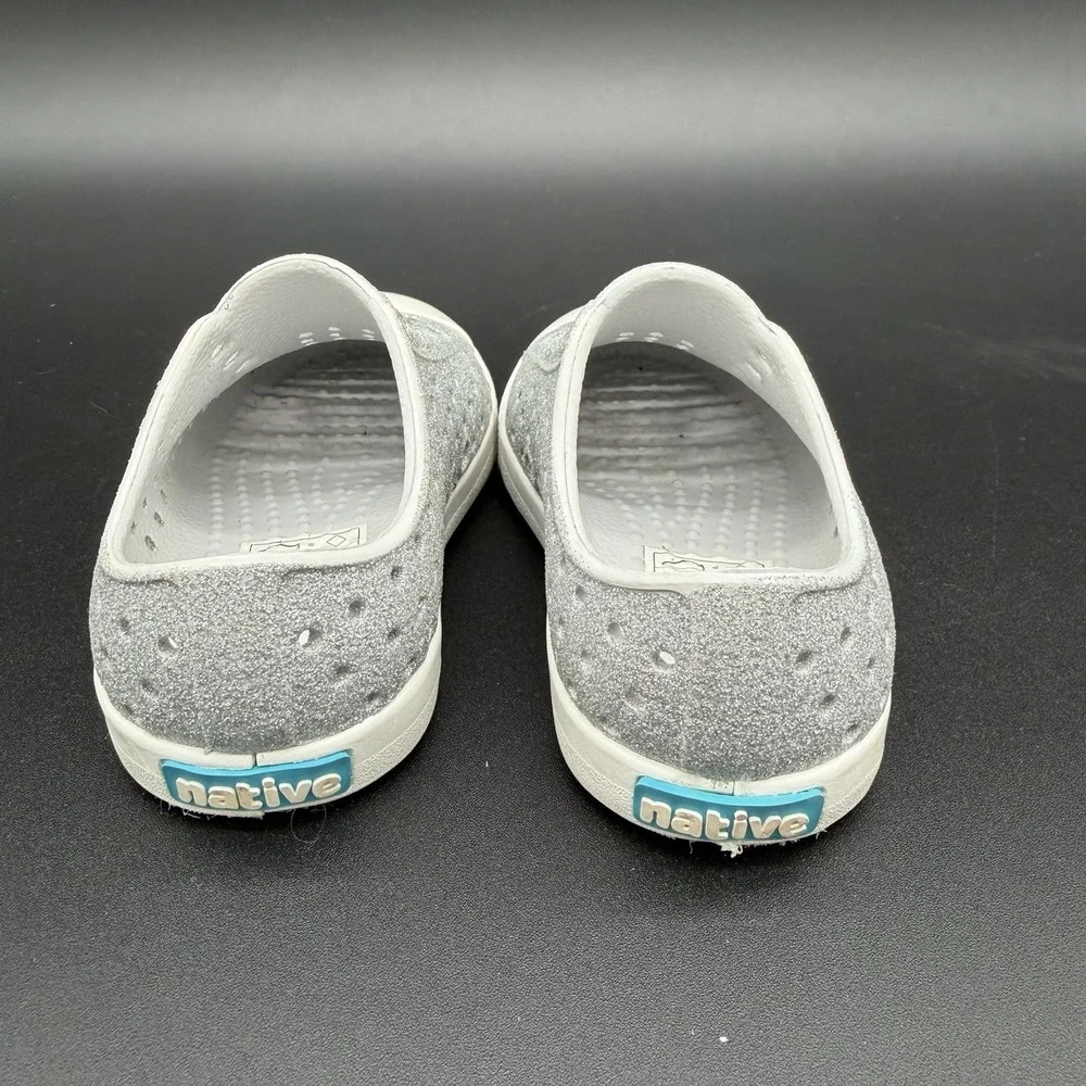 Native Jefferson Kids Red Slip-On Water Shoes Toddler C6 Silver Sparkles
